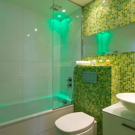 Superior Room - Design Room For Three In Bastille * Paris